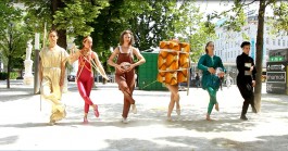 Klaus – Tanz im öffentlichen Raum